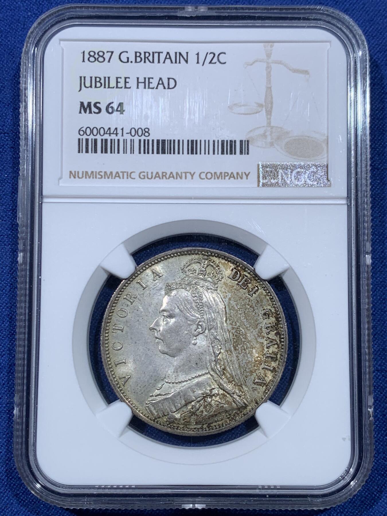 《竞宝斋》第475场 周日，周一 2场连拍 （全场包邮）欢迎送拍 NGC MS64 英国 1887年 维多利亚女王高冠半克朗银币 深包浆好细节 分数也不错