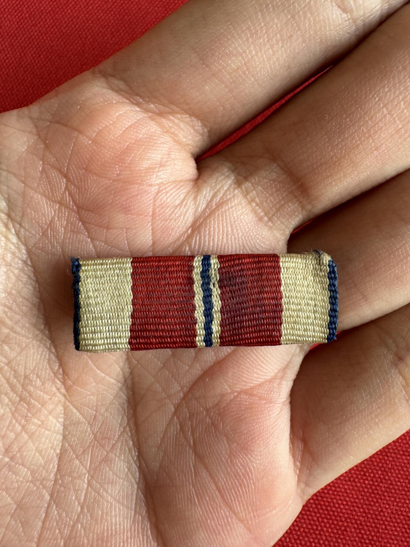 五哥徽章群   29号周日晚上八点4群联拍 略章