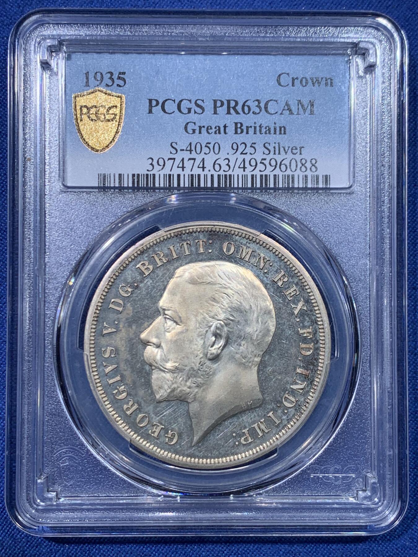 《竞宝斋》第475场 周日，周一 2场连拍 （全场包邮）欢迎送拍 PCGS PR63CAM 英国1935年木马剑1克朗精制币 经典品种 发行量2500枚 持续上涨 BU品相和极佳的状态 顶级包浆 SBP拍卖原品一枚到位