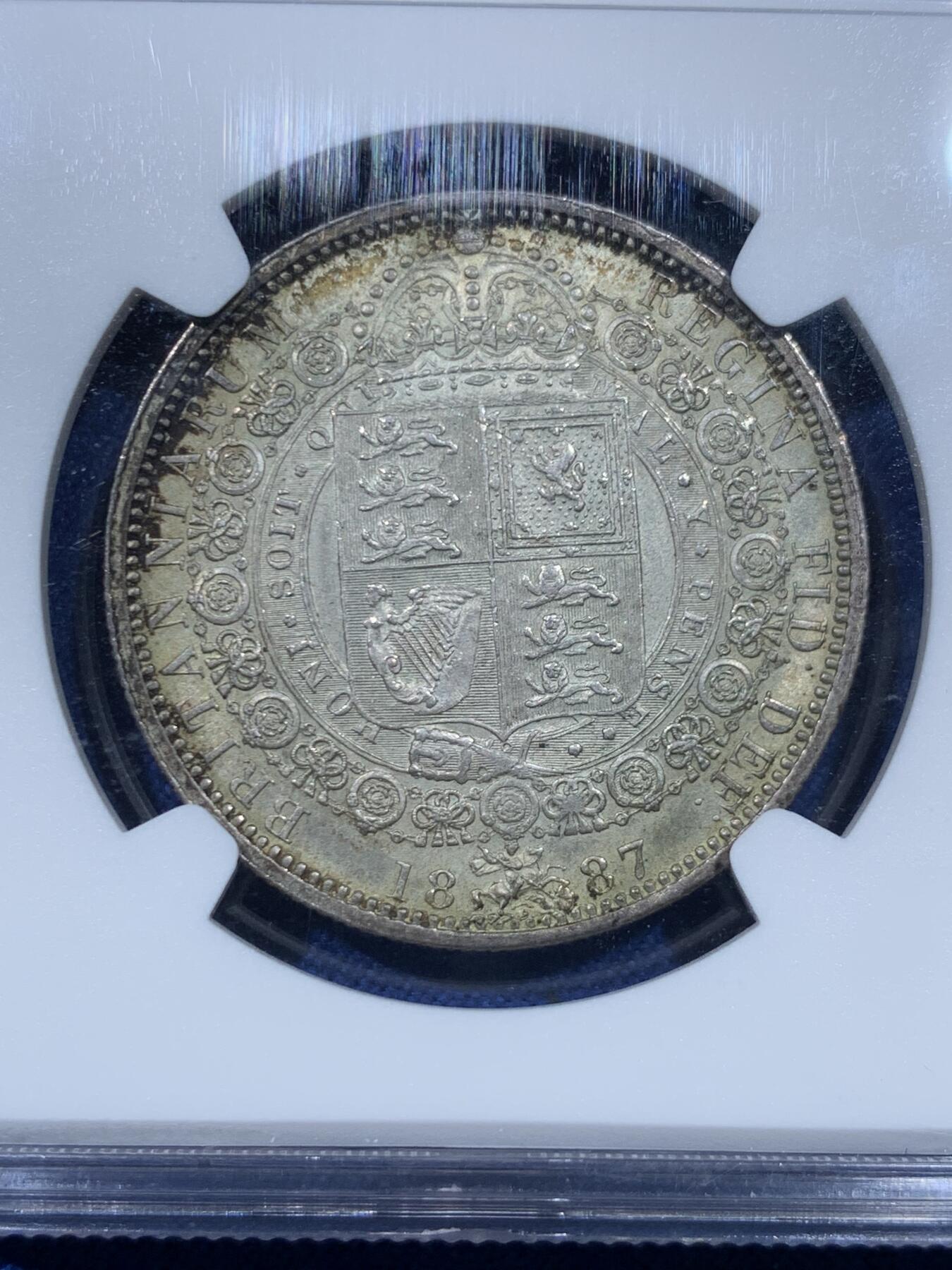 《竞宝斋》第475场 周日，周一 2场连拍 （全场包邮）欢迎送拍 NGC MS64 英国 1887年 维多利亚女王高冠半克朗银币 深包浆好细节 分数也不错