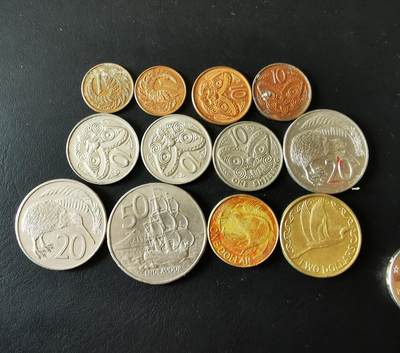 零零发外国硬币拍卖 无佣金 - 新西兰一组