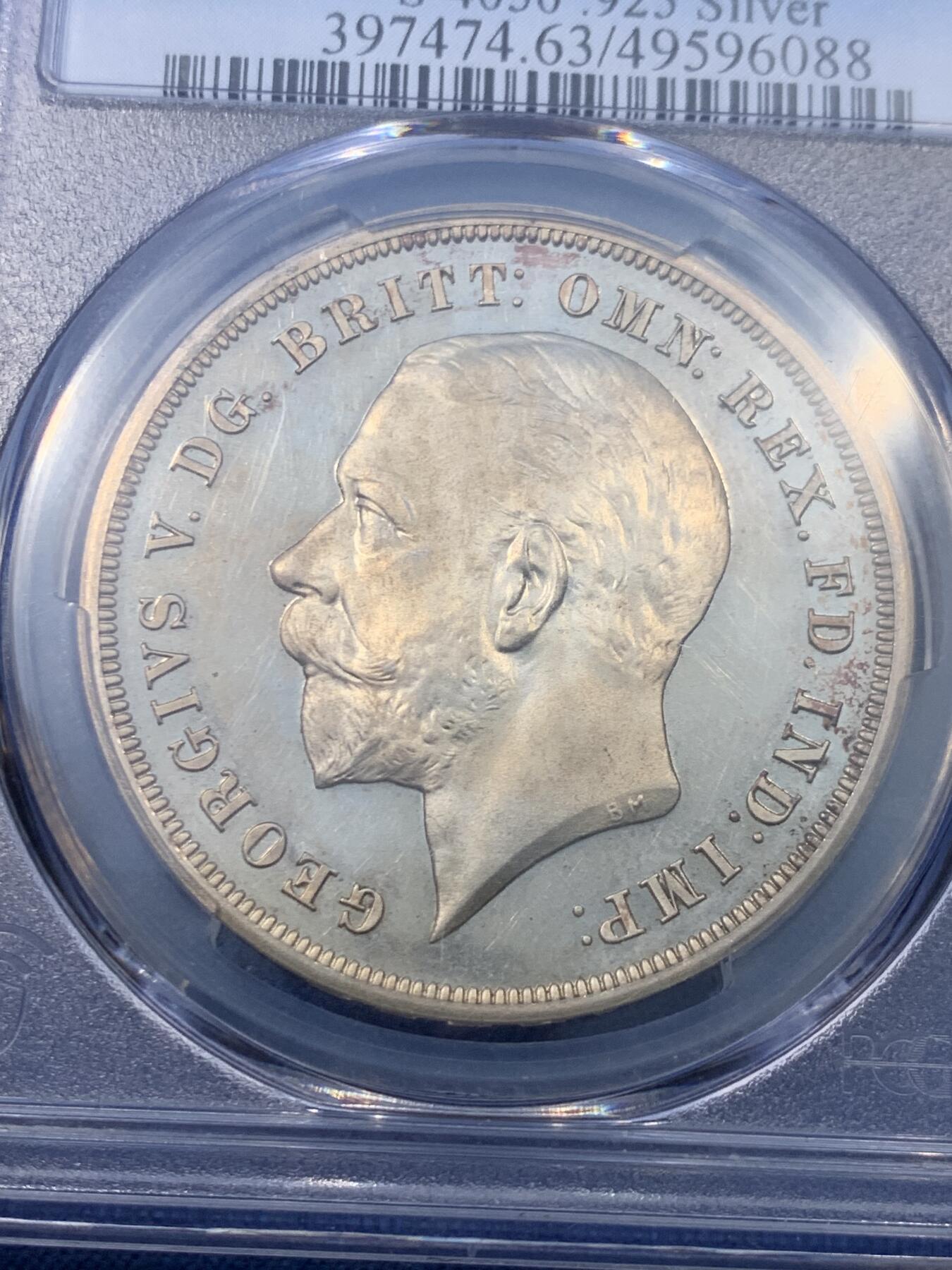 《竞宝斋》第475场 周日，周一 2场连拍 （全场包邮）欢迎送拍 PCGS PR63CAM 英国1935年木马剑1克朗精制币 经典品种 发行量2500枚 持续上涨 BU品相和极佳的状态 顶级包浆 SBP拍卖原品一枚到位