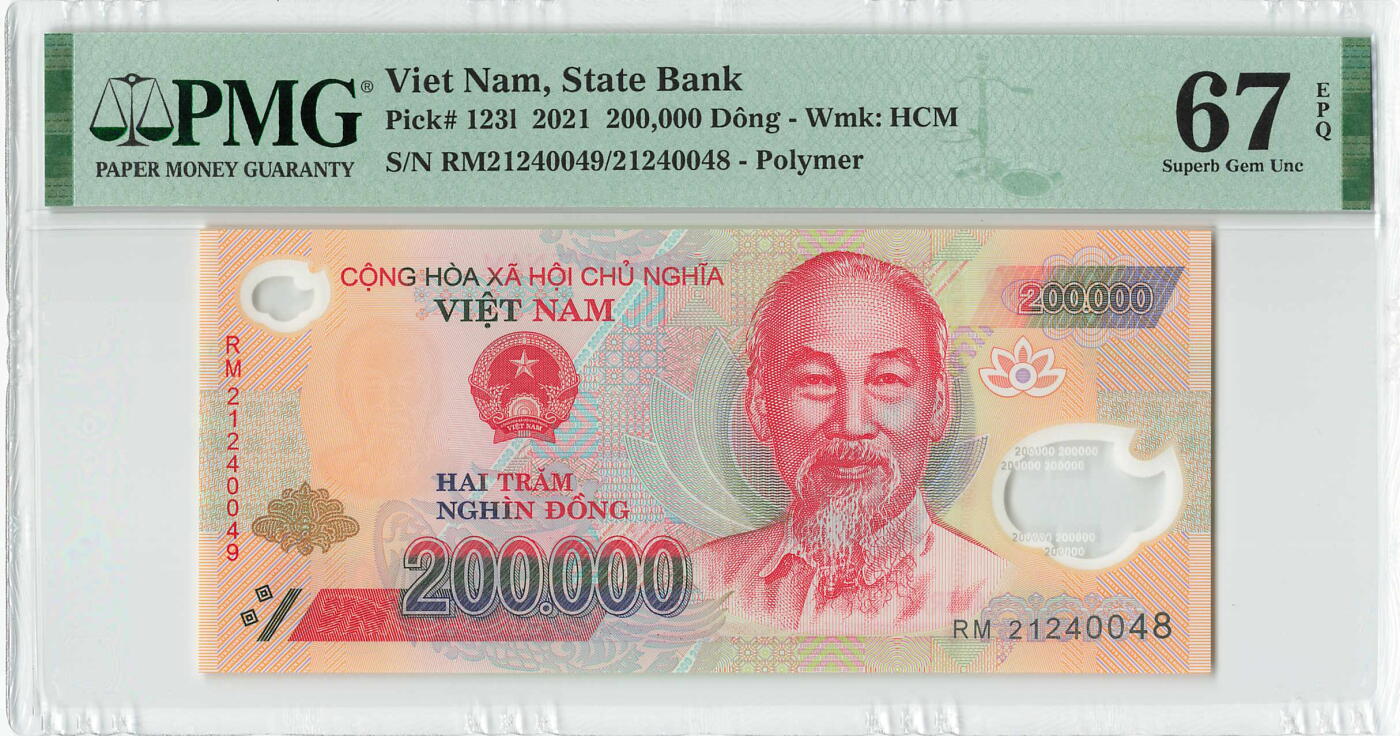 小福收藏拍卖第204期 评级币精选场 本期有 荷兰经典AA冠拿杯子的蛇 叙利亚世遗帕尔米拉古城豹子号冠军分 法国红衣主教冠军分 意大利经典达芬奇   白俄罗斯 "Millennium" 纪念版AA冠全同千位号全套  南斯拉夫铁托未发行版 美国 墨西哥 越南 法属印度支那等多国精美高分珍稀老钞精品纸币 越南 2021年 200000盾 塑料钞 序列号不一致 PMG认证错版 PMG67 EPQ 季军分