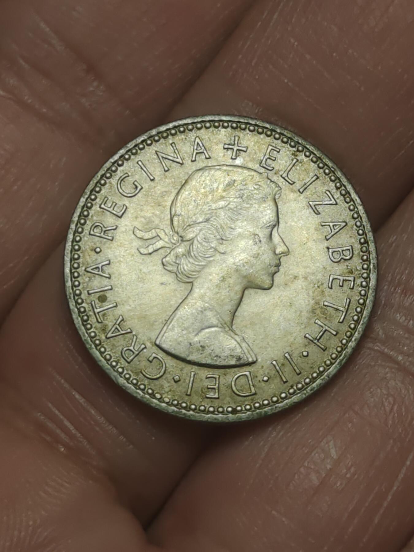 2026年第三十八场(总第二百零七场）外国好品散币场(免佣金) 英国🇬🇧1963年1先令(伊丽莎白二世青年桂冠第二版，英格兰盾徽版)