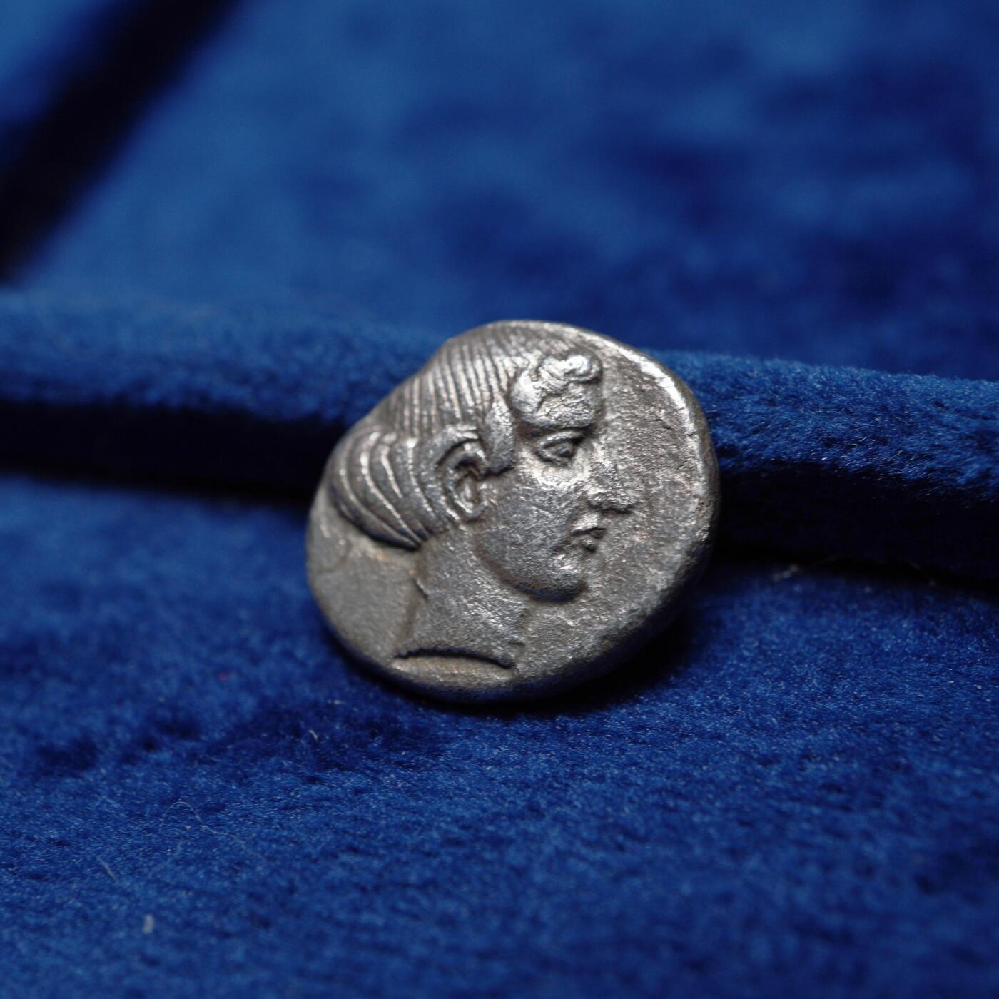 琋语集藏2026年04月欧洲古典打制币拍卖 古希腊卢卡尼亚地区宁芙女神与猫头鹰1德拉克马银币