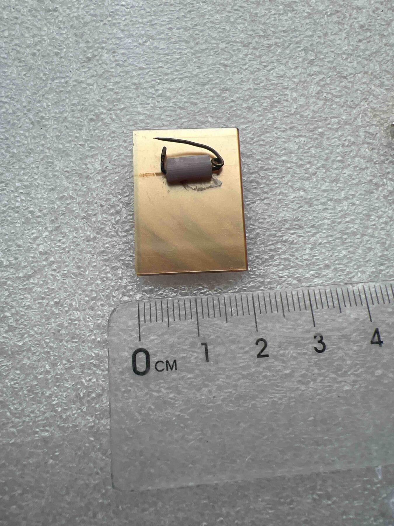 真品像章、纪念章 真品像章、纪念章