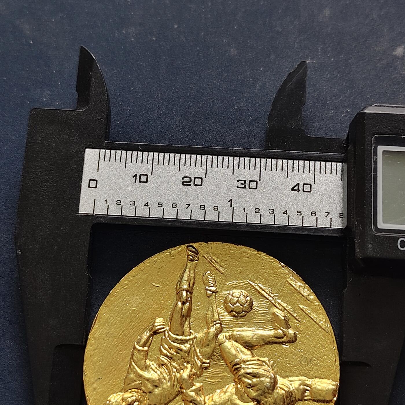 【全场包邮】纯粹捡漏拍516场【专场】 【纪念章】日本2005年第18届相模野足球邀请赛六年级优秀选手奖纪念章