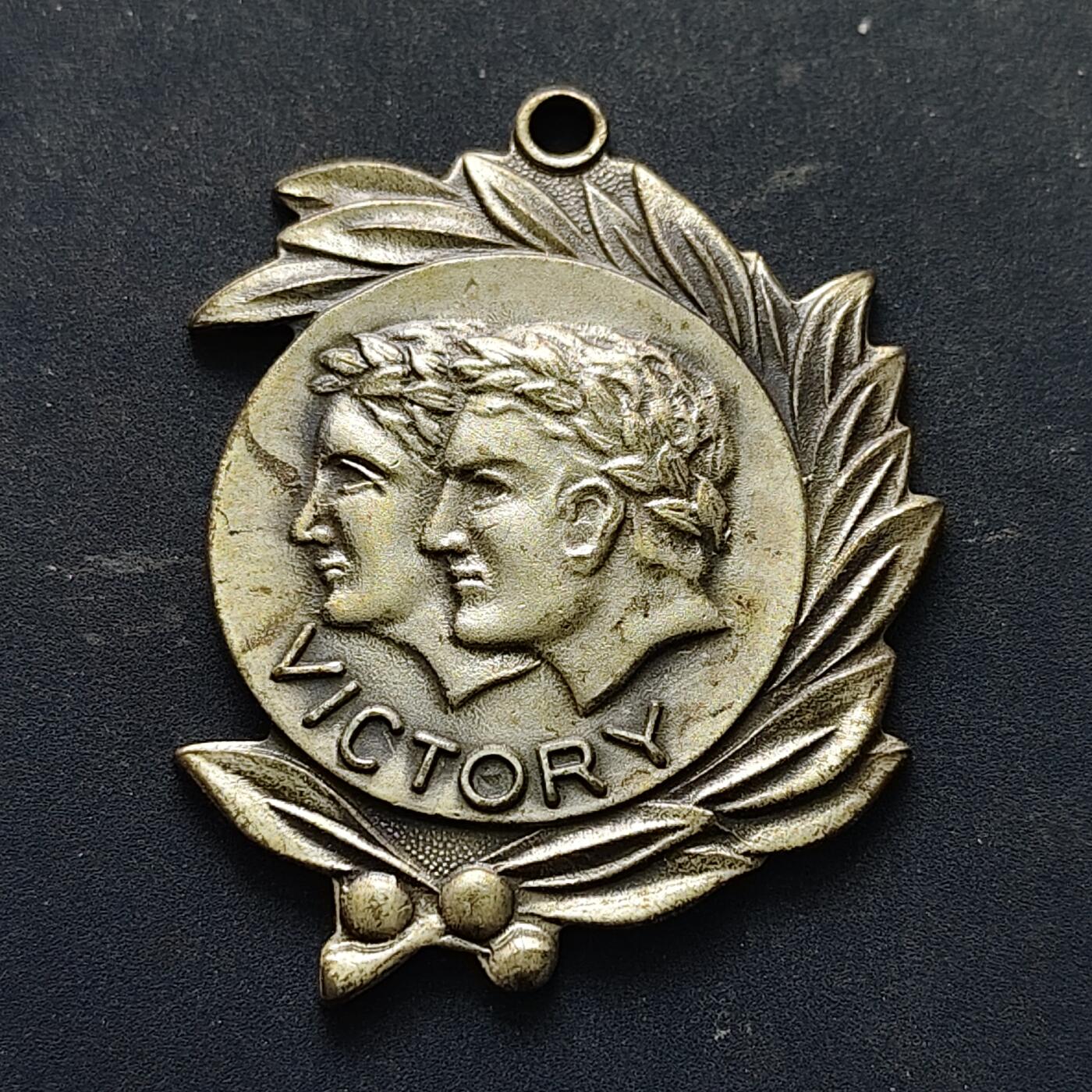 【全场包邮】纯粹捡漏拍516场【专场】 【纪念章】日本MLU青年第二名纪念章