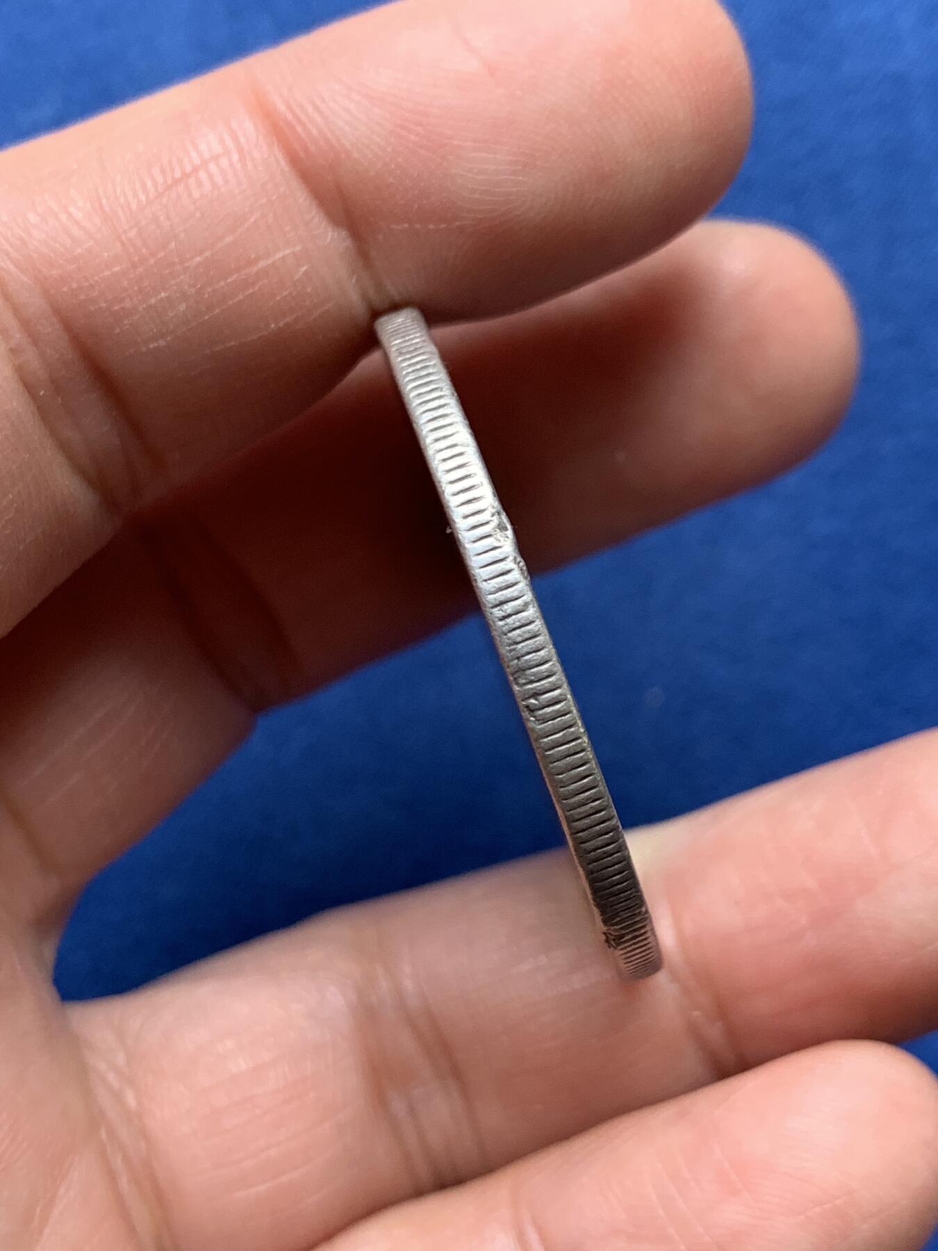 《竞宝斋》第475场 周日，周一 2场连拍 （全场包邮）欢迎送拍 美国1883年摩根1美元银币