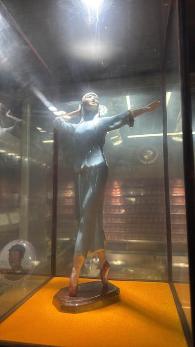 白毛女 - 白毛女