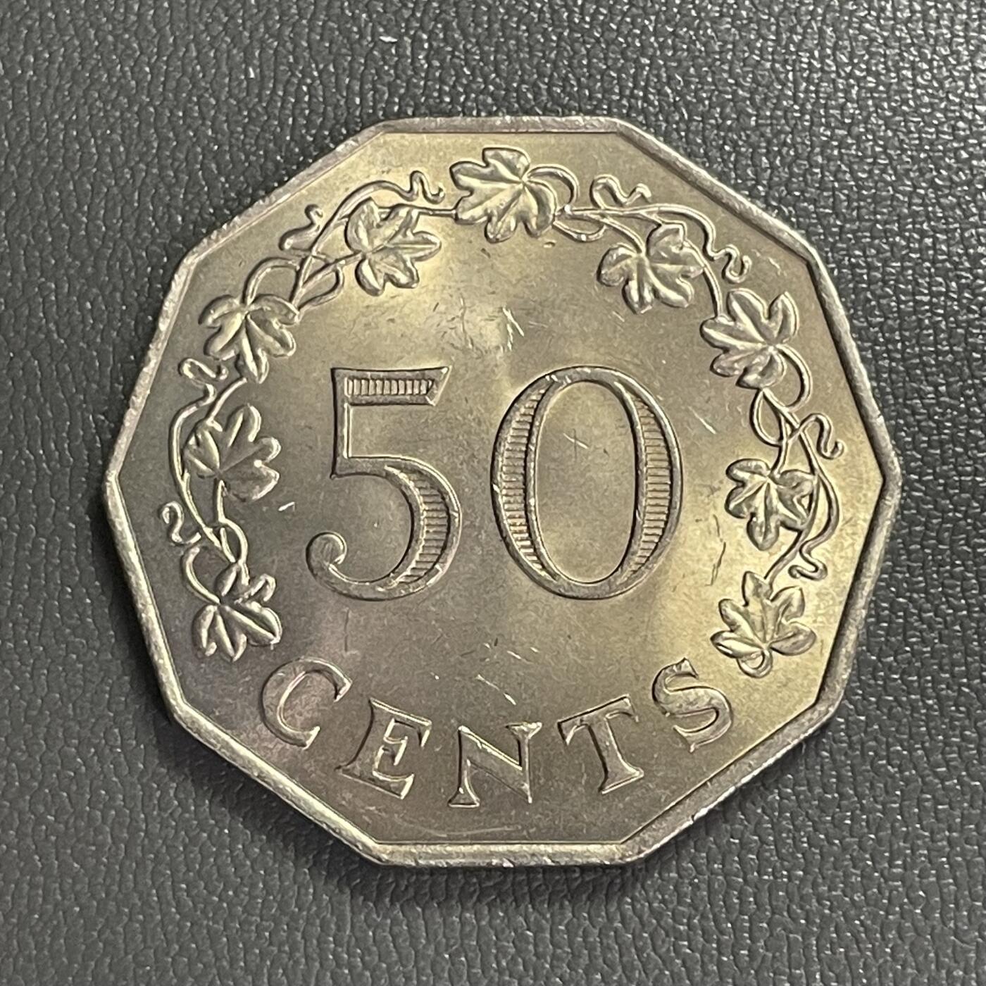 回流0406 马耳他1972年十边形50分 马耳他国家象征雕塑“三勇士”