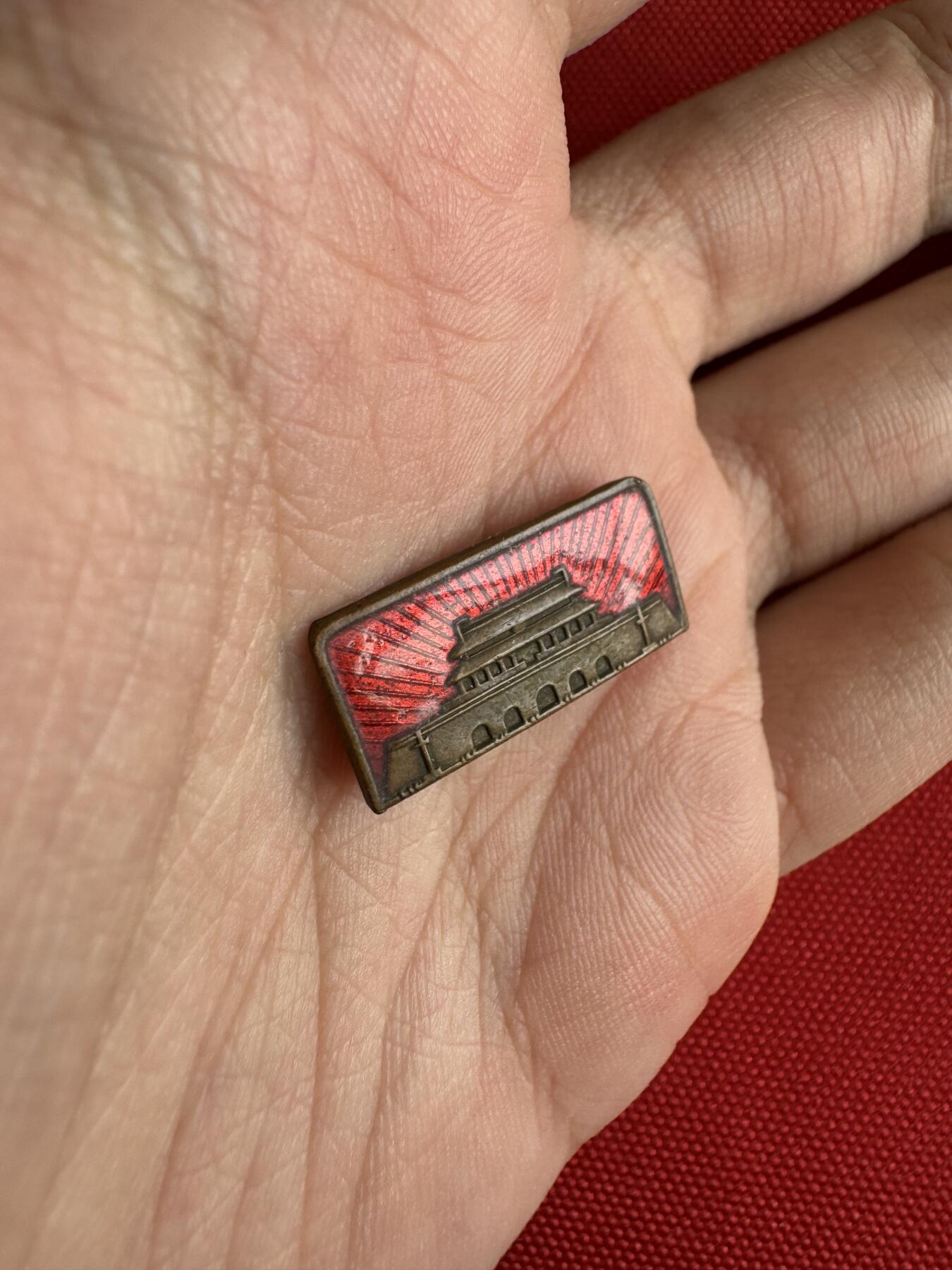 五哥徽章群   29号周日晚上八点4群联拍 铜章