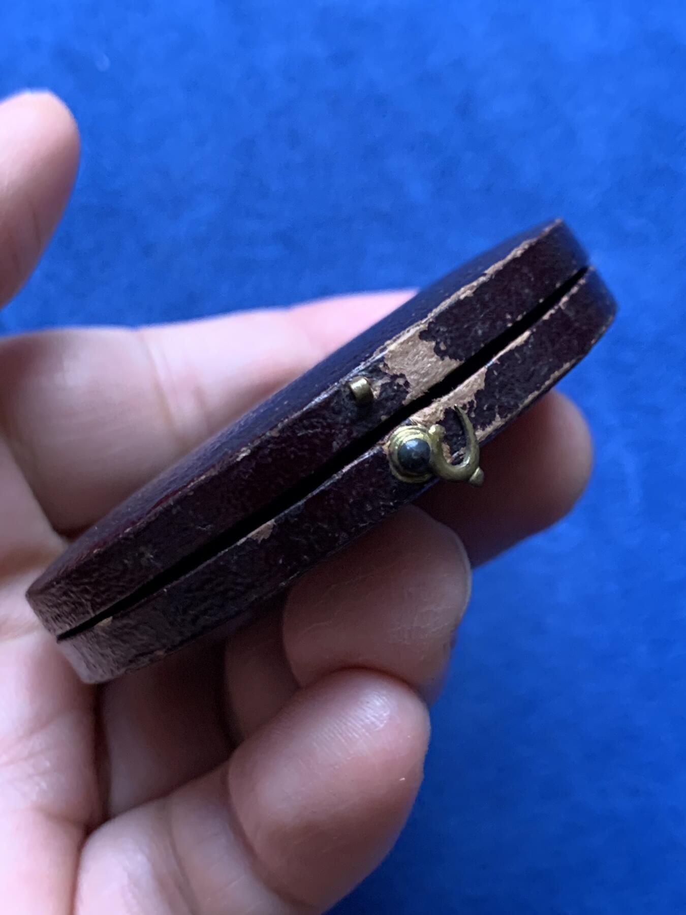 《竞宝斋》第475场 周日，周一 2场连拍 （全场包邮）欢迎送拍 法国狩猎者纪念铜章 50.2克 49.3mm 带盒