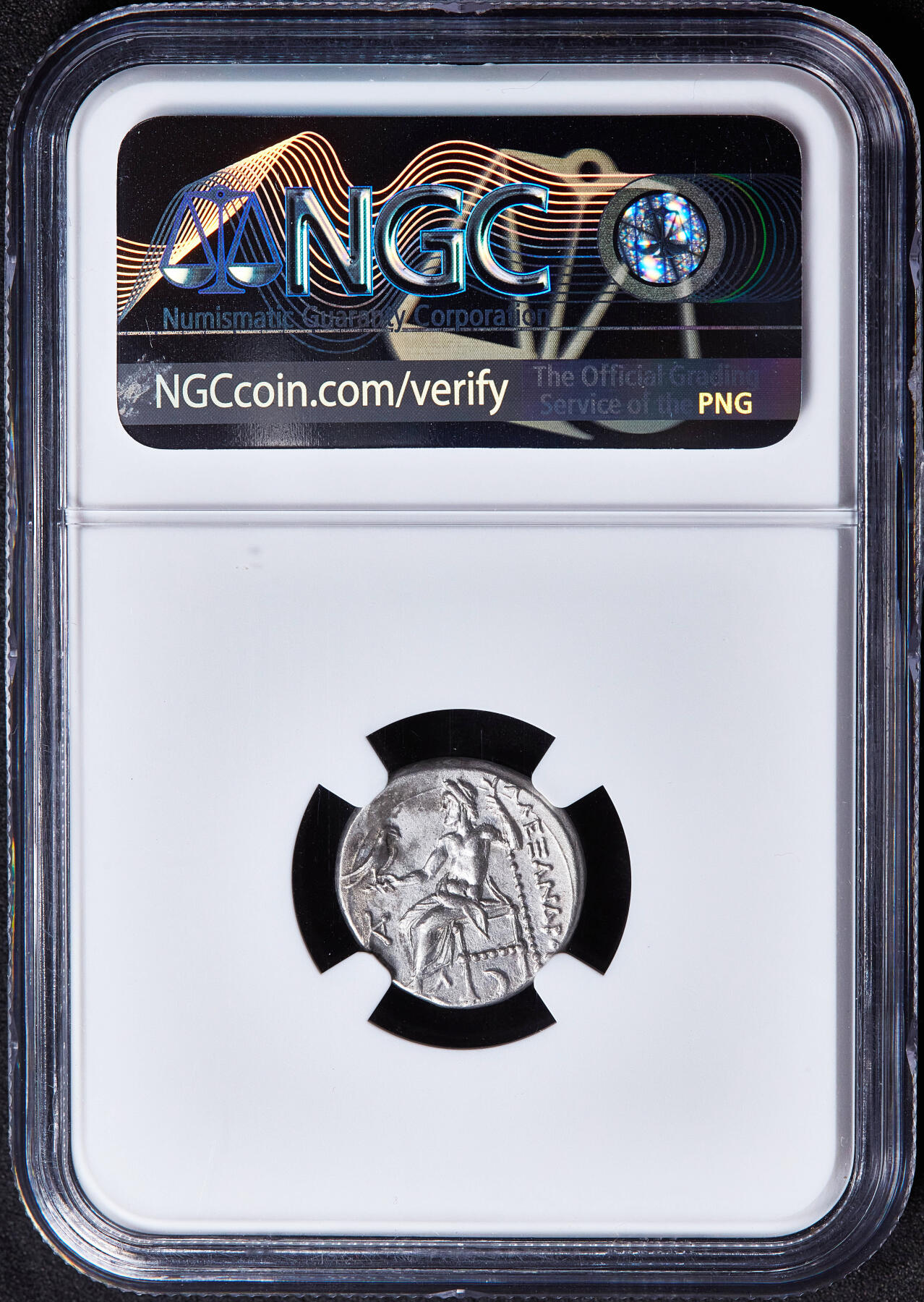 【俄甄集藏】2026年(050)04-01星期三 晚 19:30 全场包邮 古希腊马其顿王国公元前356年-前323年6月亚历山大大帝1德拉克马大力神银币，NGC AU，正面大力神赫拉克勒斯狮皮盔面右像，背面宙斯托鹰面左坐像，保存尚佳，底光犹存