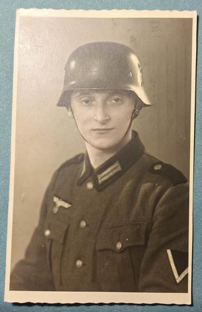 盛世勋华——号角文化勋章邮票专场拍卖第311期 - 德国（1939）陆军士兵肖像照片 戴钢盔