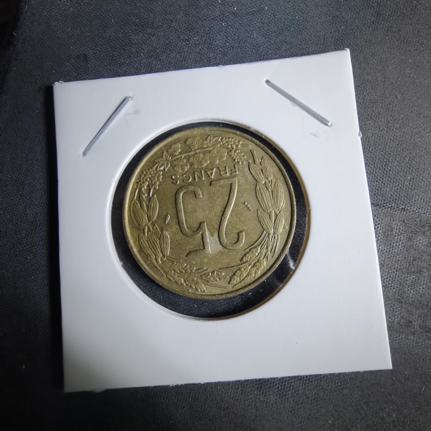 沼泽如烟--第1038场 中非1985年25法郎