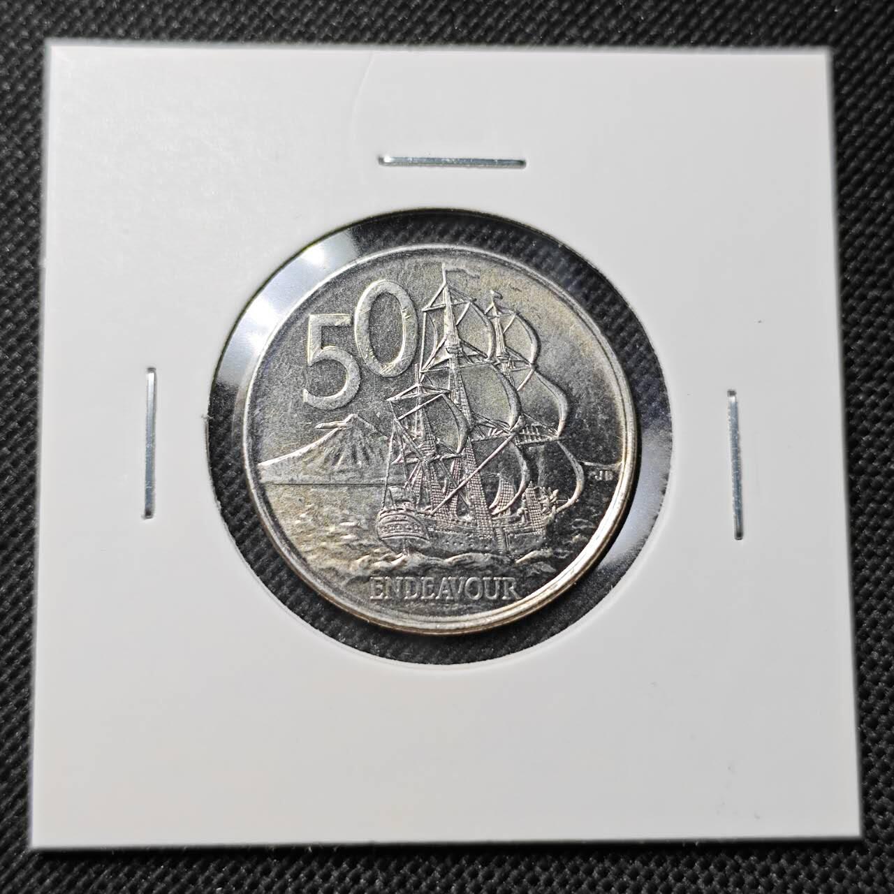 KK钱币收藏小铺  第412期 2月预留时间 周末发货 2009新西兰50分 