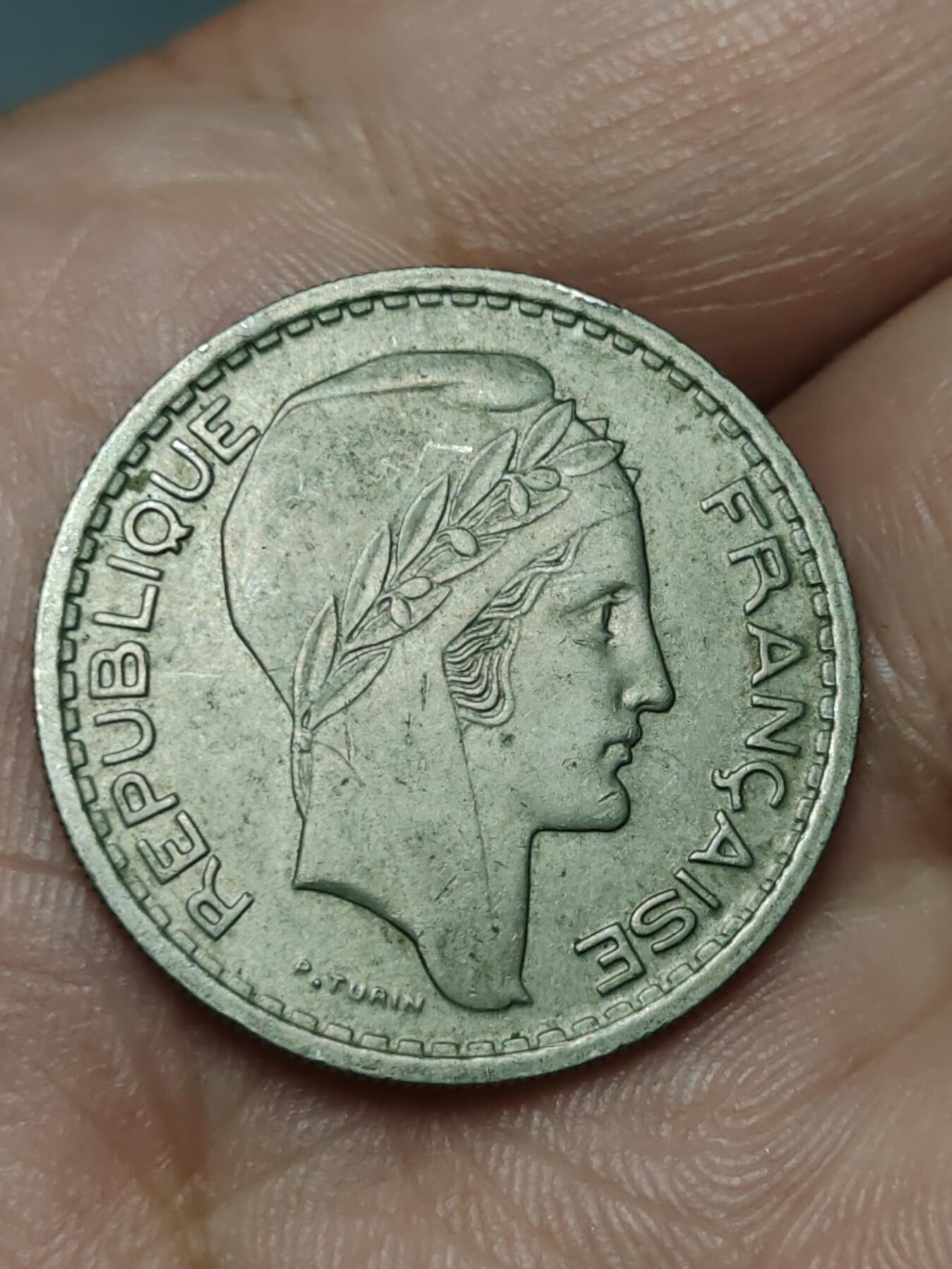 2026年第三十九场(总第二百零八场）外国好品散币场(免佣金) 法兰西第四共和国1948年10法郎(小头版，仅发行3年)