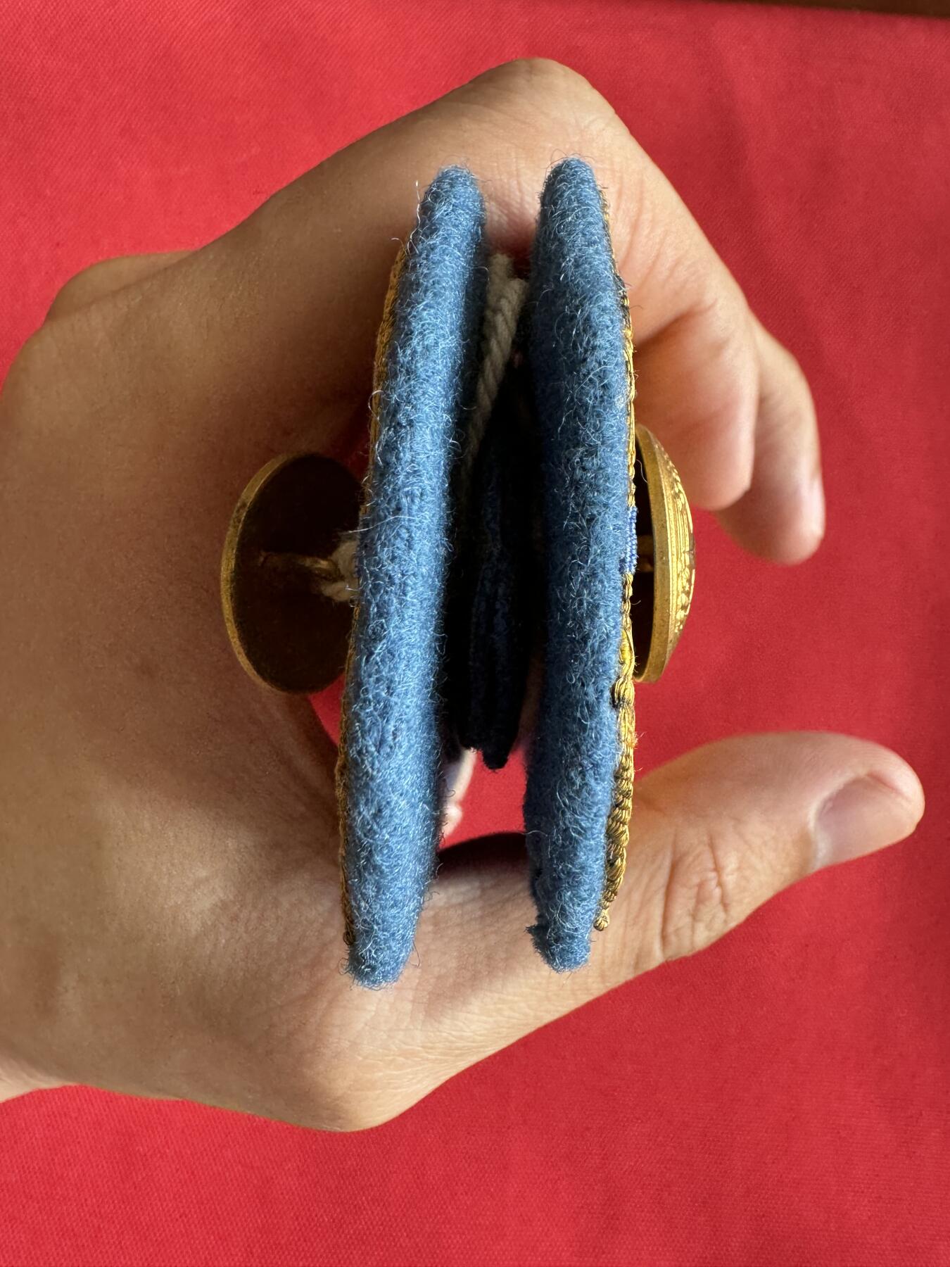 五哥徽章群   31号周二晚上八点4群联拍 肩章