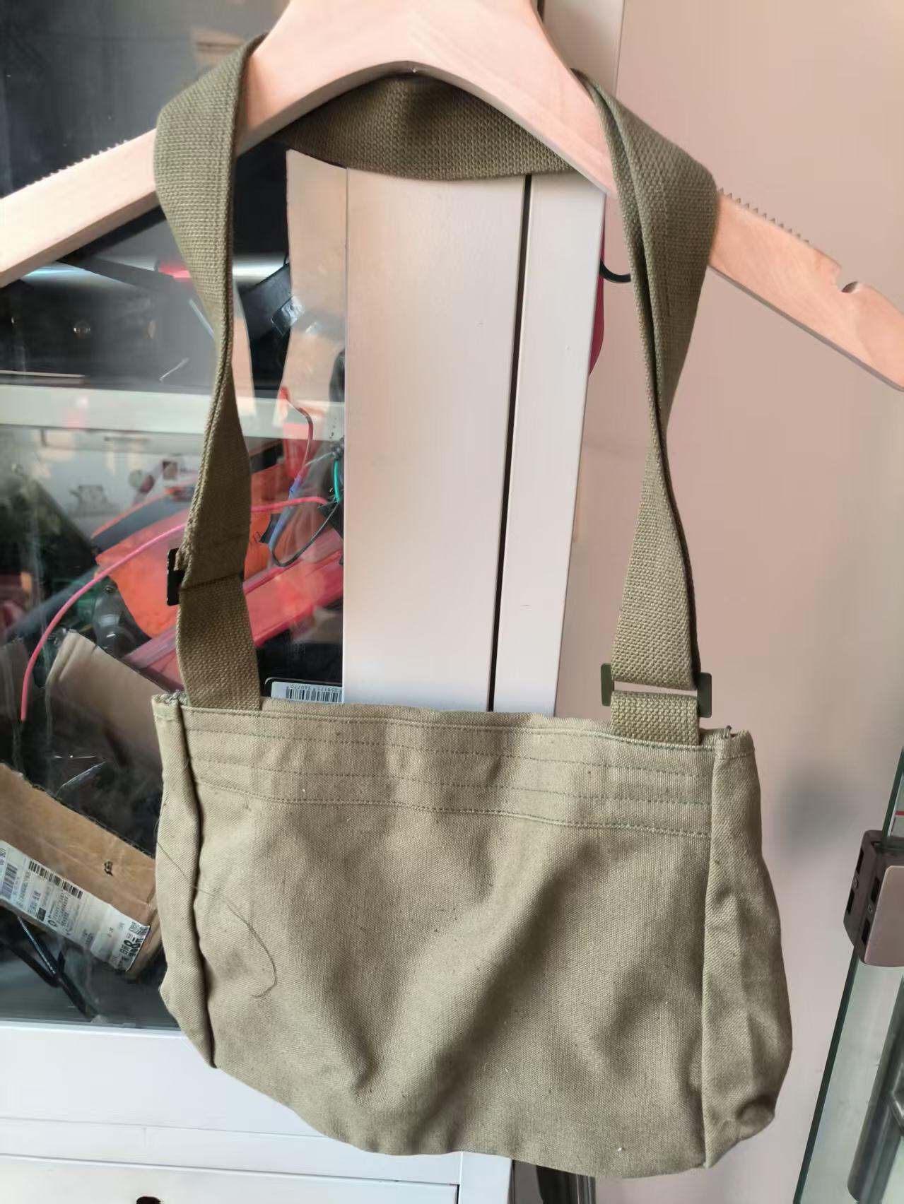 云宸嘉赏-勋臻文献佳藏优品精选场次（低佣 转发佣金红包） su-M65式挎包 早期版本 全新库存 出造型必备 赠友佳品 