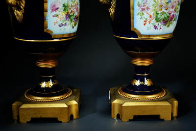 上海都达杂项专场103【全场包邮】  清代法国塞弗尔风格铜鎏金瓷瓶 1对