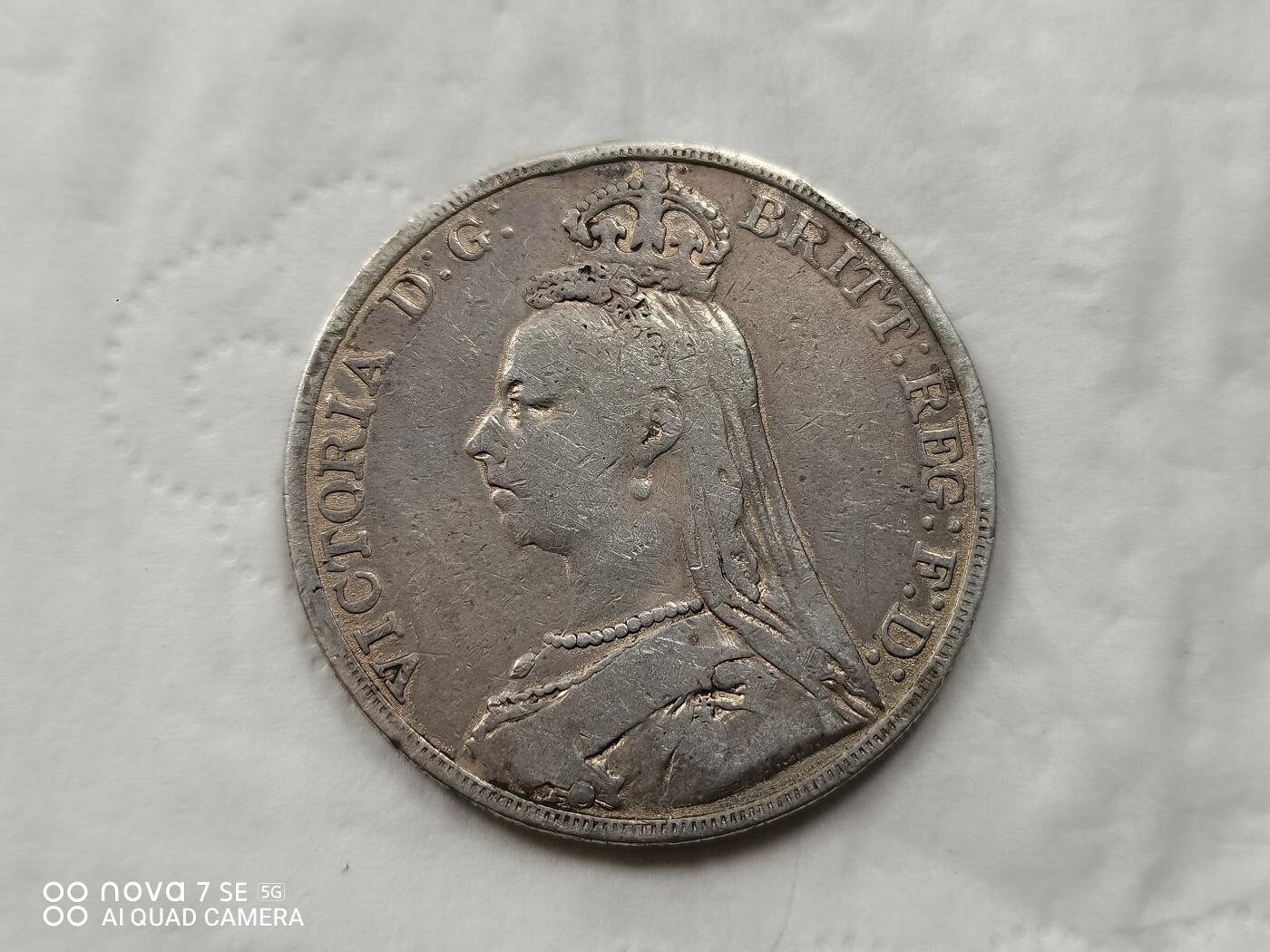 银币 1889年英国马剑大银币（27.5克）