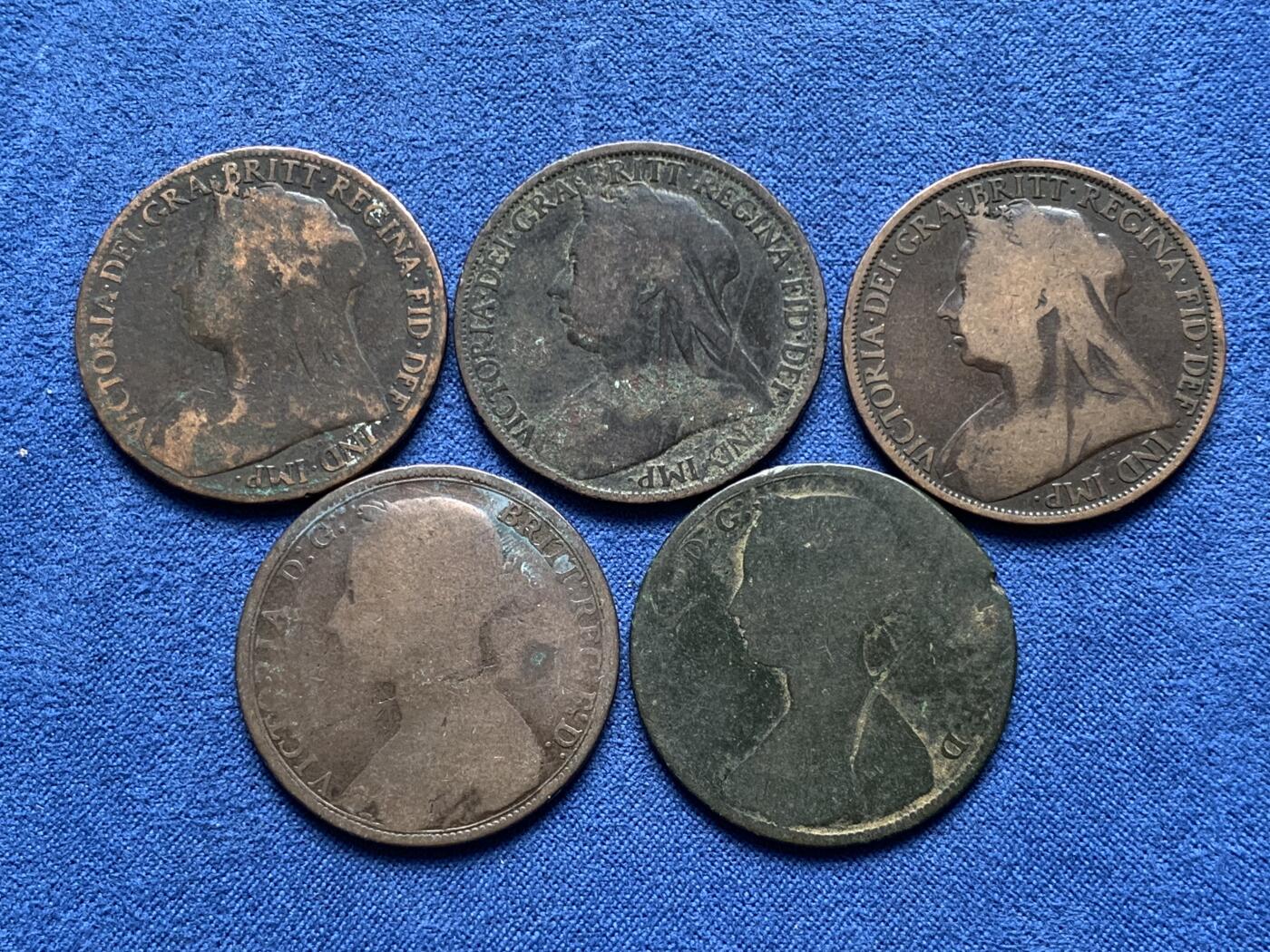 《竞宝斋》第476场 周日，周一 2场连拍 （全场包邮）欢迎送拍 五枚一组 英国 1860-1899年 维多利亚早期便士，充分流通品，含少见圈版年轻小维