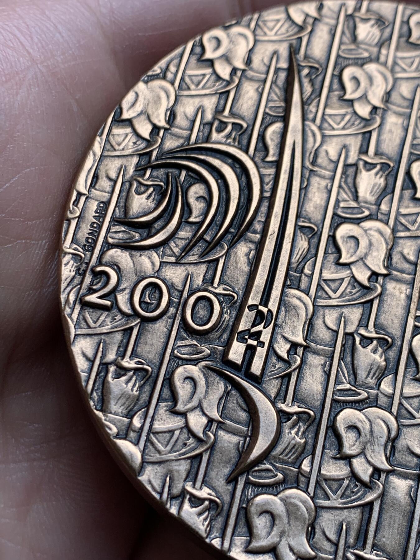 《竞宝斋》第476场 周日，周一 2场连拍 （全场包邮）欢迎送拍 法国圣西尔特种军事学校二百周年纪念铜章 拿破仑创立 197克 71.6mm 带盒