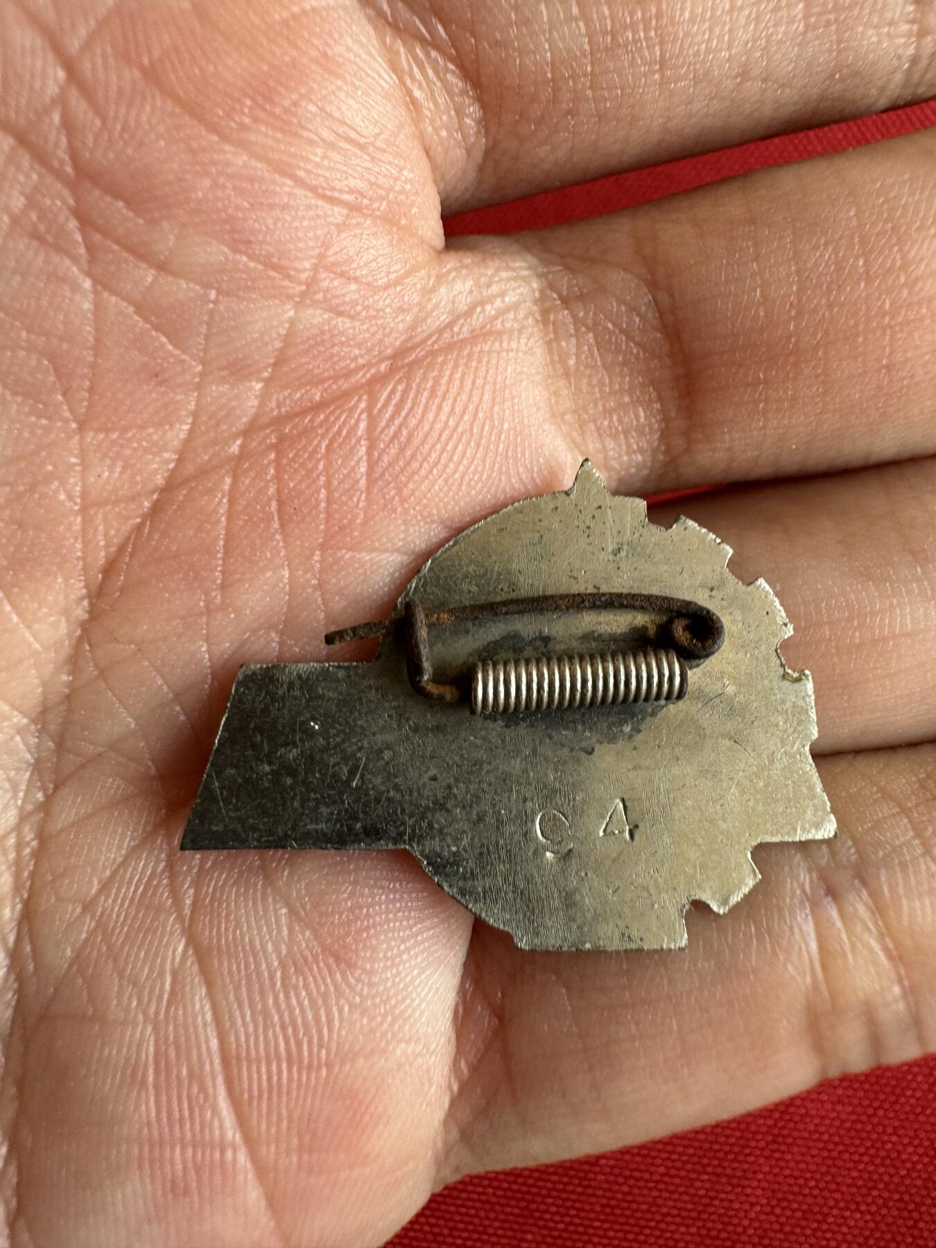 五哥徽章群   31号周二晚上八点4群联拍