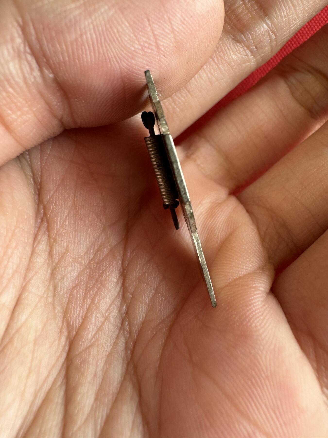 五哥徽章群   31号周二晚上八点4群联拍