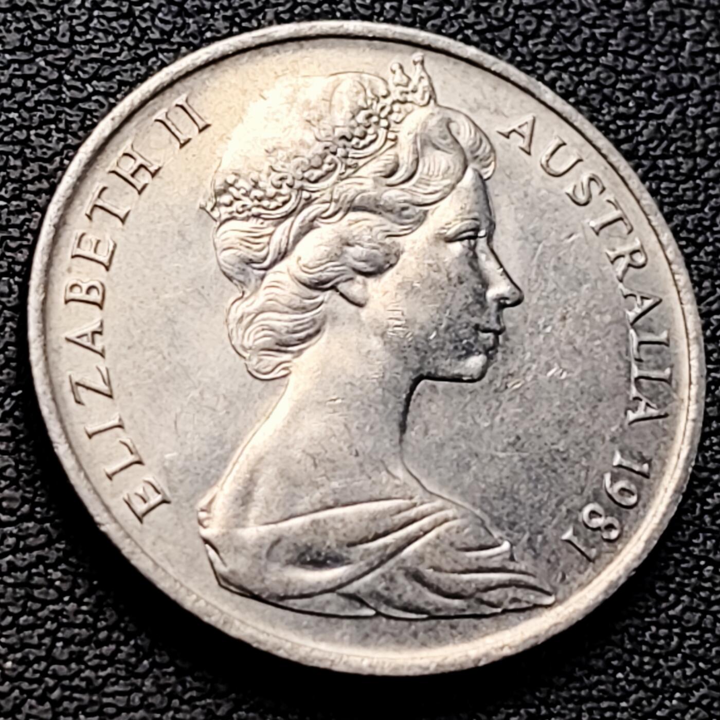 泉币菌-第218场-拍品多 请提前出价 。