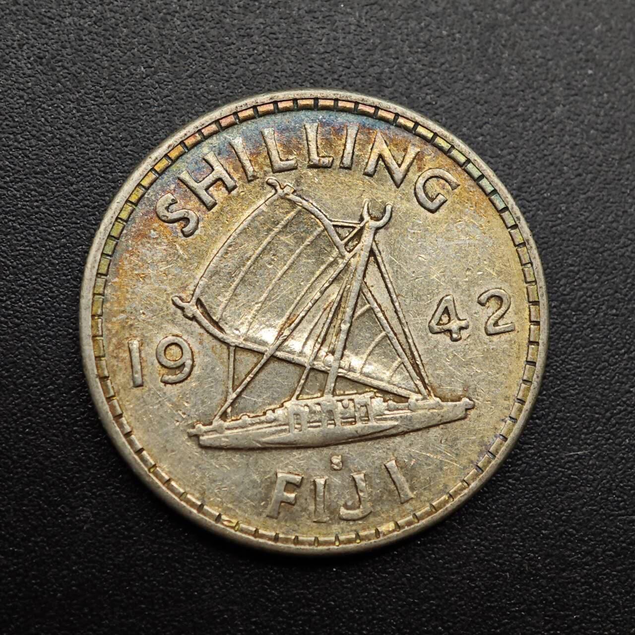 【淘币小摊】实时拍第八百八十六拍   散币场    每周一统一发货 斐济1942年乔治六世一先令银币