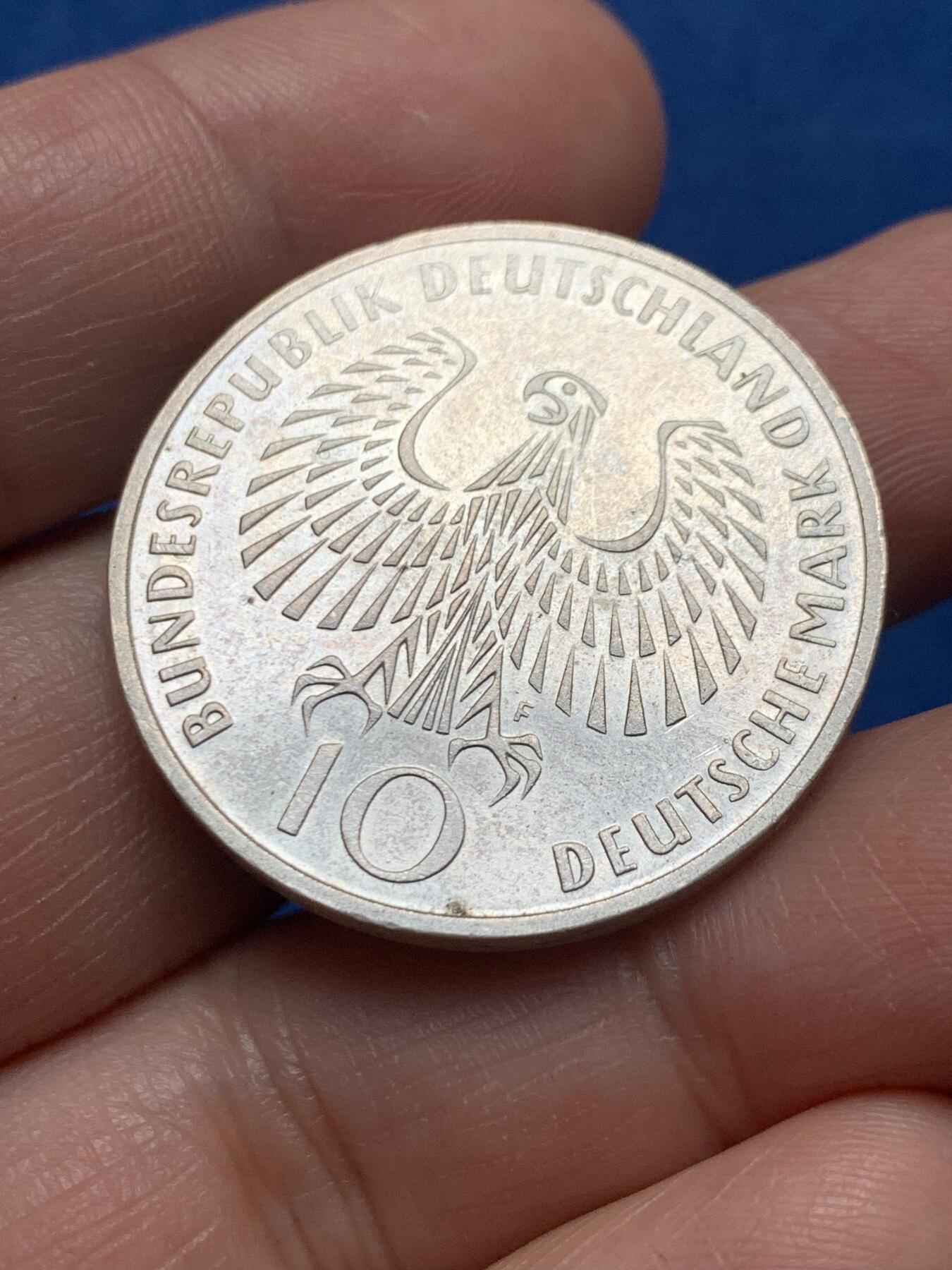 《竞宝斋》第476场 周日，周一 2场连拍 （全场包邮）欢迎送拍 德国1972年慕尼黑奥运会10马克银币 15.5克 625银