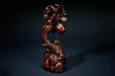 上海都达杂项专场103【全场包邮】  清代老黄杨木精雕《硕果累累》摆件95-6