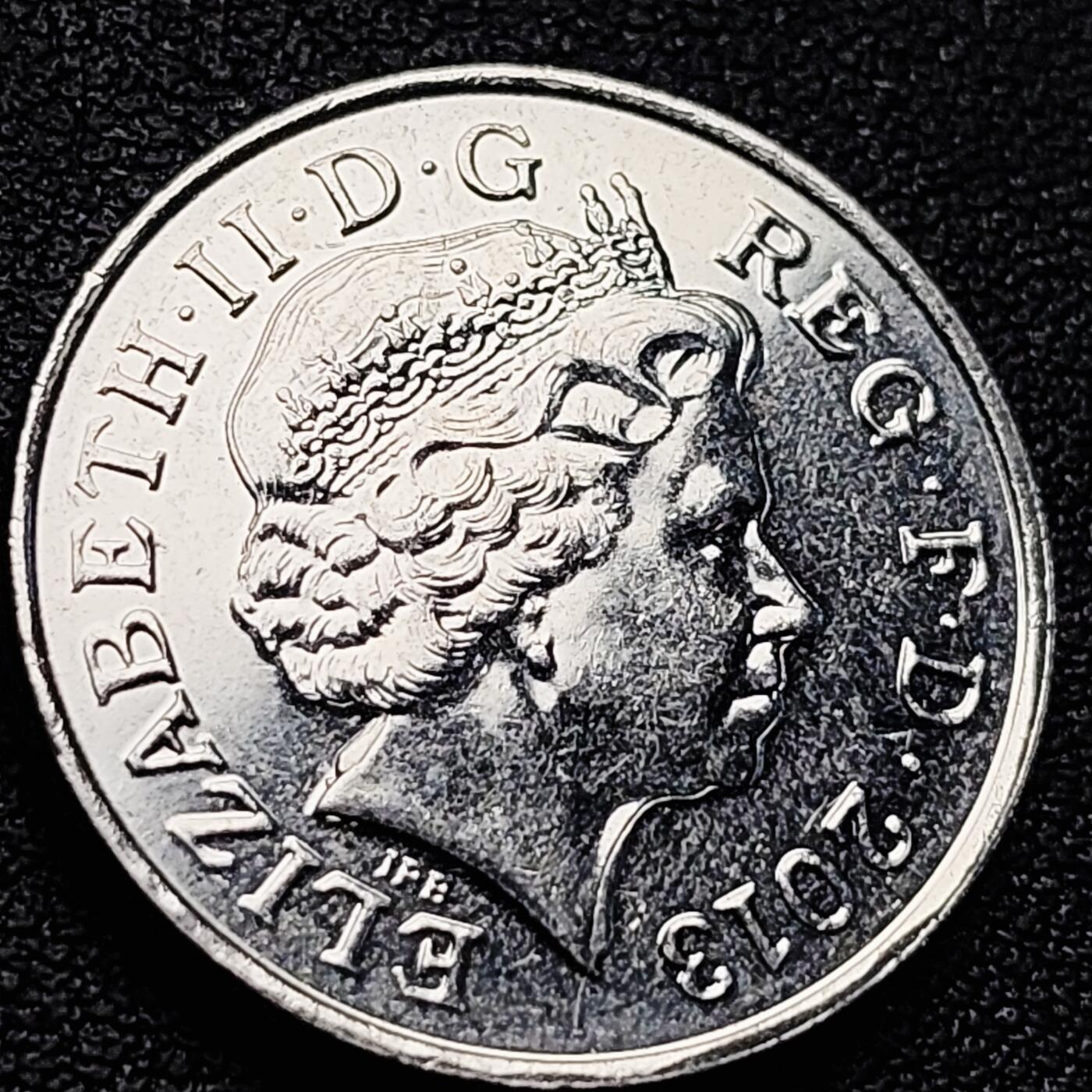 泉币菌-第218场-拍品多 请提前出价 原光 双狮版 英国10便士纪念币 2013年 伊丽莎白二世女王24.5毫米6.5g