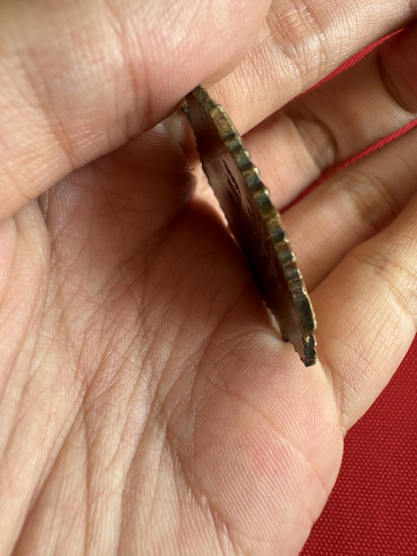 五哥徽章群   31号周二晚上八点4群联拍 铜章