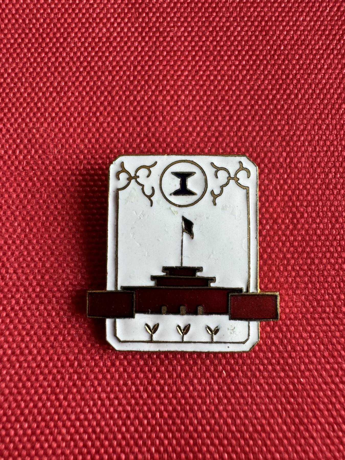 五哥徽章群   31号周二晚上八点4群联拍