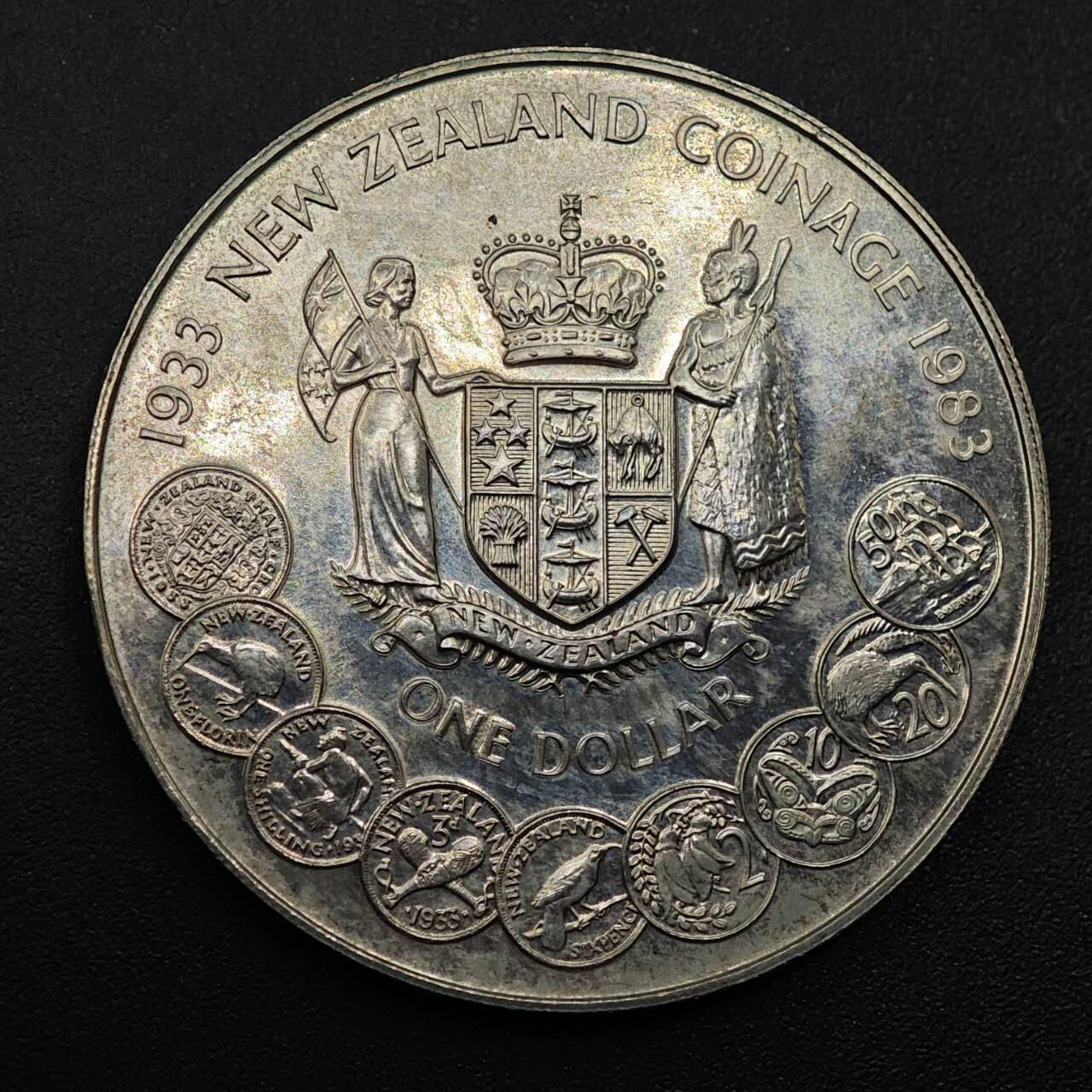 【淘币小摊】实时拍第八百八十六拍   散币场    每周一统一发货 新西兰1983年货币50周年一元纪念币