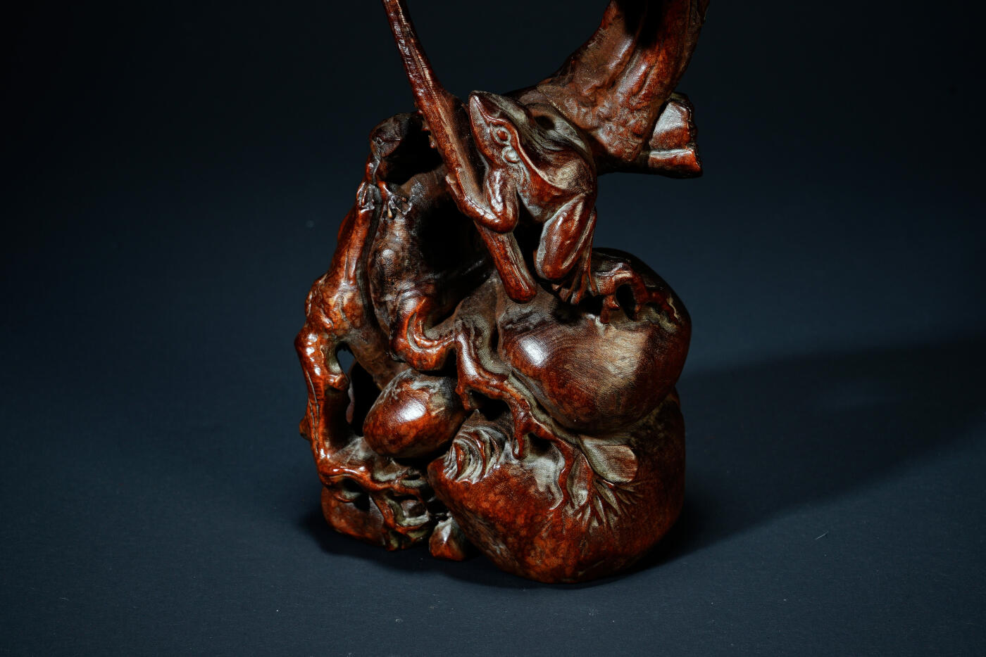 上海都达杂项专场六十七【全场包邮】 清代老黄杨木精雕《硕果累累》摆件95-6