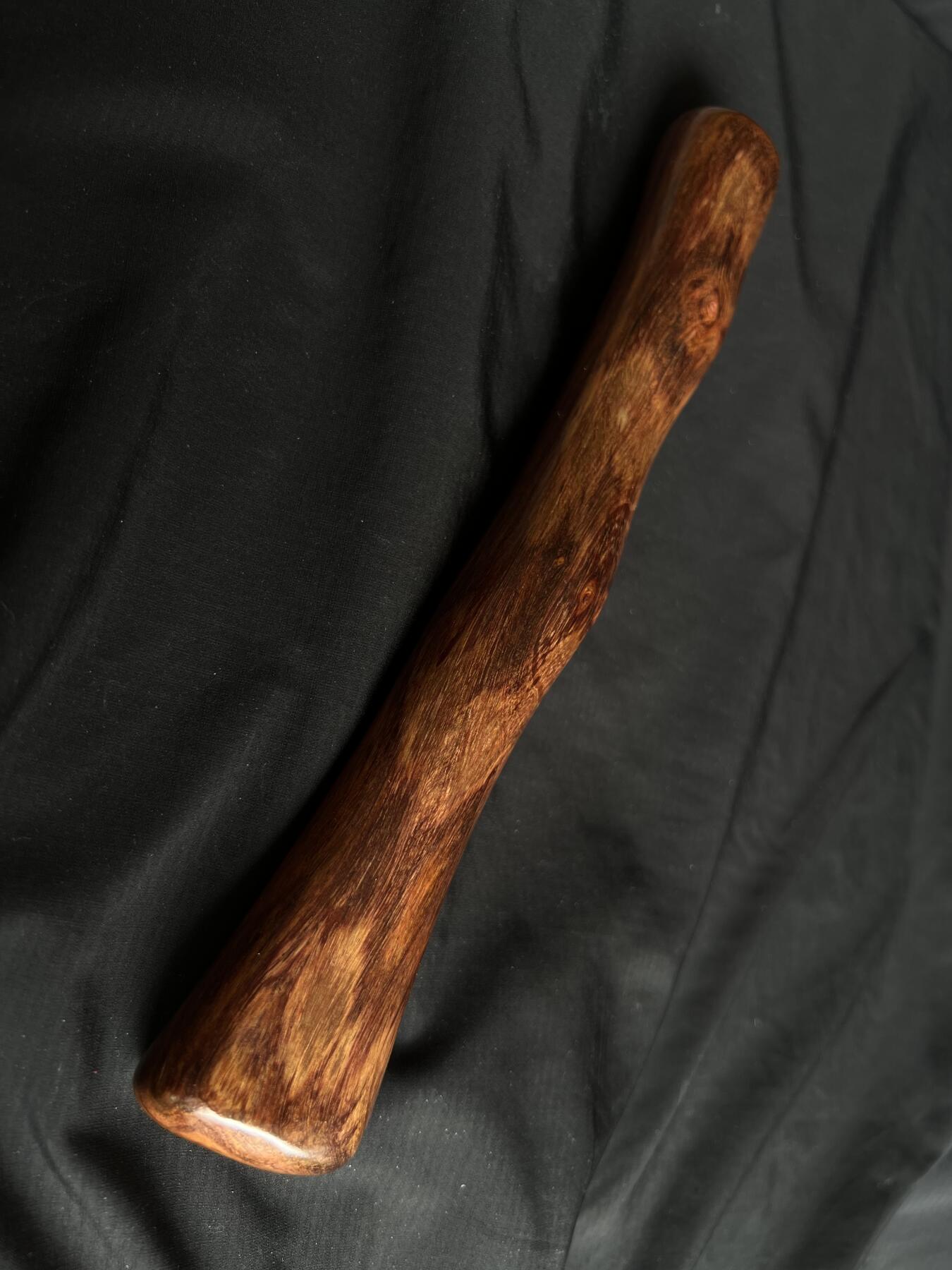 零元拍：NO.11海南黄花梨随形文玩把玩棍，尺寸约：23.5/3.3/3CM