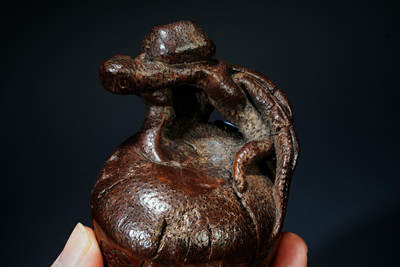 上海都达杂项专场103【全场包邮】  清代老黄杨木精雕《仙桃》摆件