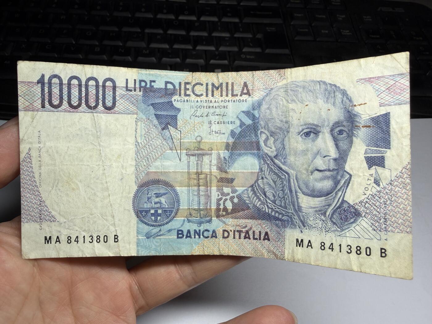 2026年集古藏今外币拍卖第三期-第10场—（总第320拍-纸币专场），本期拍完结算一次，发货时间2-3天，休息几天后继续新的一期拍卖。