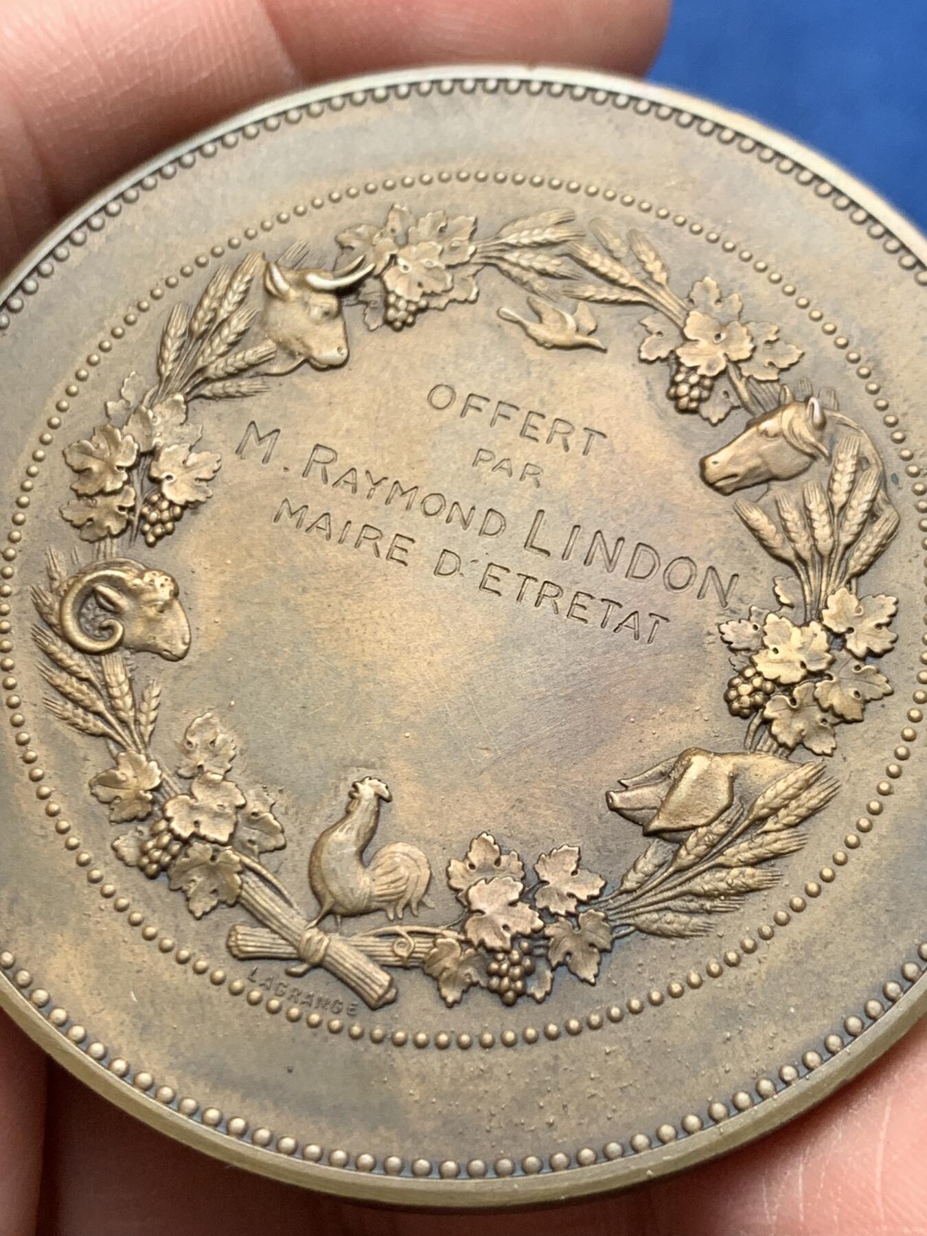 《竞宝斋》第476场 周日，周一 2场连拍 （全场包邮）欢迎送拍 法国播种者农业铜章 90.5克 56.7mm 丰饶角铜标 带盒