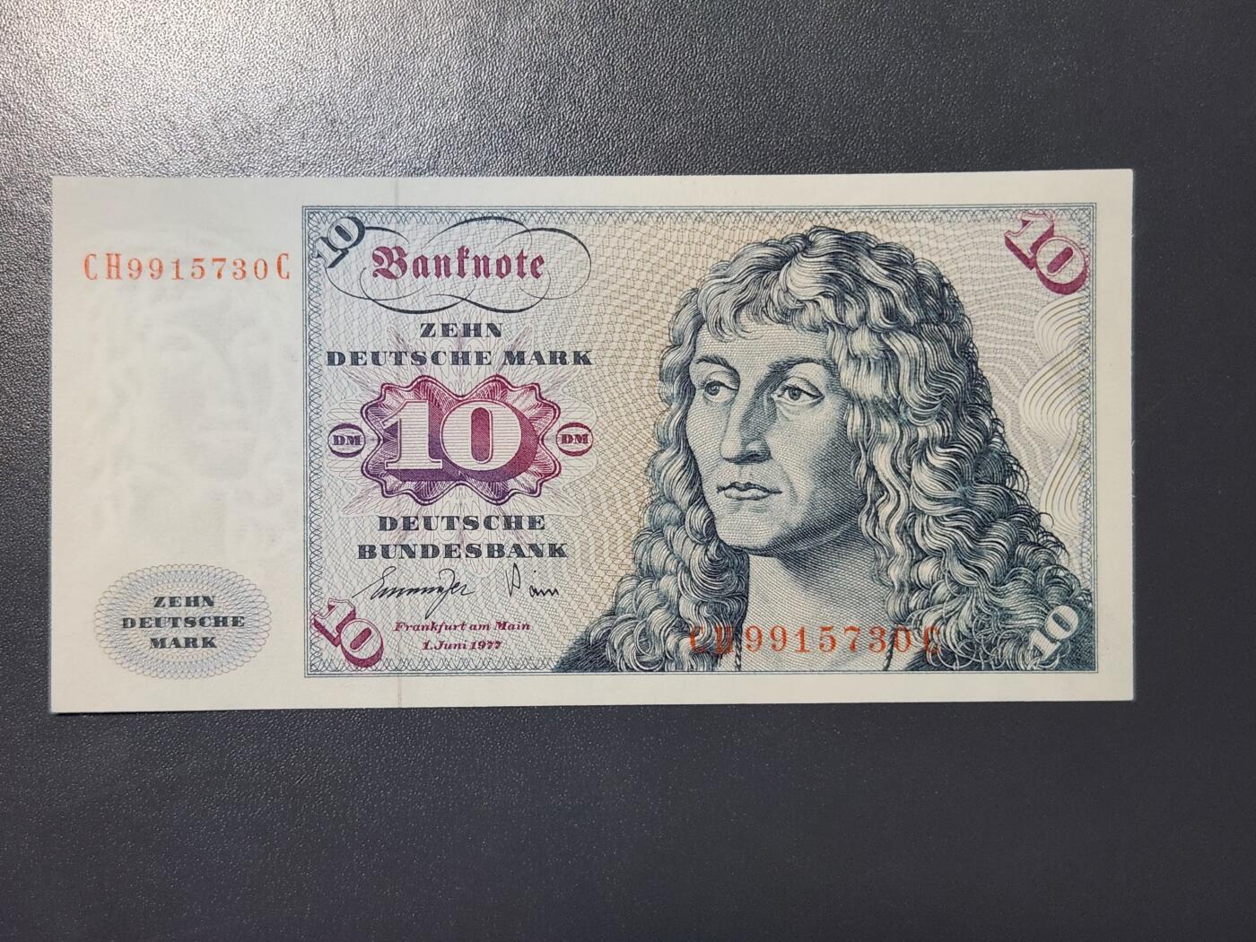 3月30号晚上8点 中外纸币自动截拍第49场 1977年10马克新品 稀少