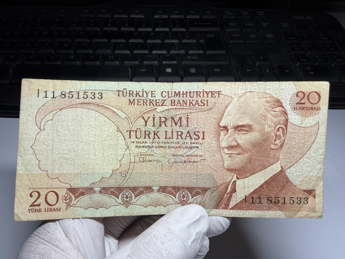 2026年集古藏今外币拍卖第三期-第10场—（总第320拍-纸币专场），本期拍完结算一次，发货时间2-3天，休息几天后继续新的一期拍卖。 1970年土耳其20里拉