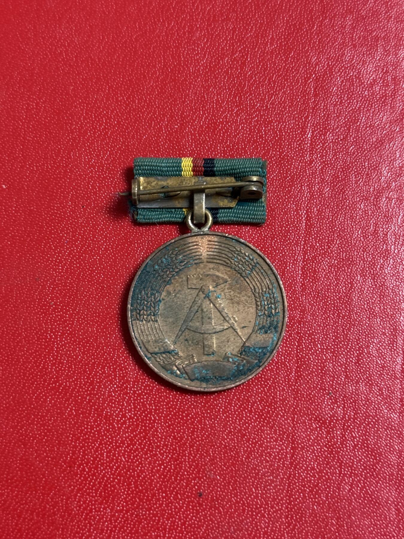 韵星假日军品类拍卖第50期