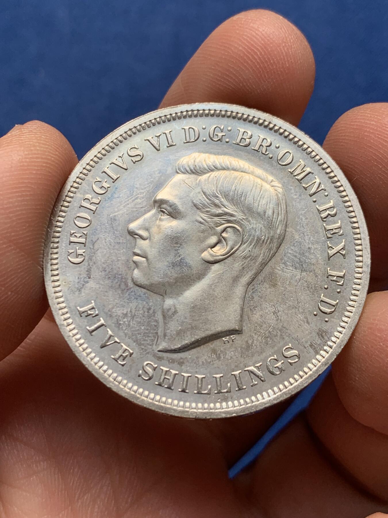 《竞宝斋》第476场 周日，周一 2场连拍 （全场包邮）欢迎送拍 1951年 原光英国乔六马剑 最后流通的镍马剑 红盒 证盒齐全 状态不错