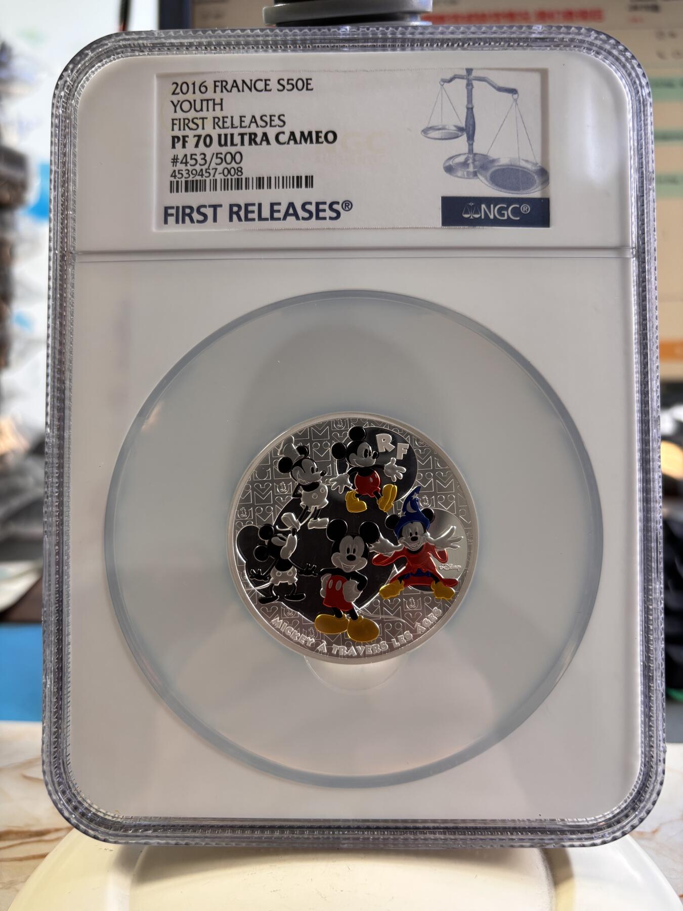 第196期拍卖 法国2016年迪斯尼米老鼠米奇5盎司加厚纪念彩银币NGC-PF70首期，950银