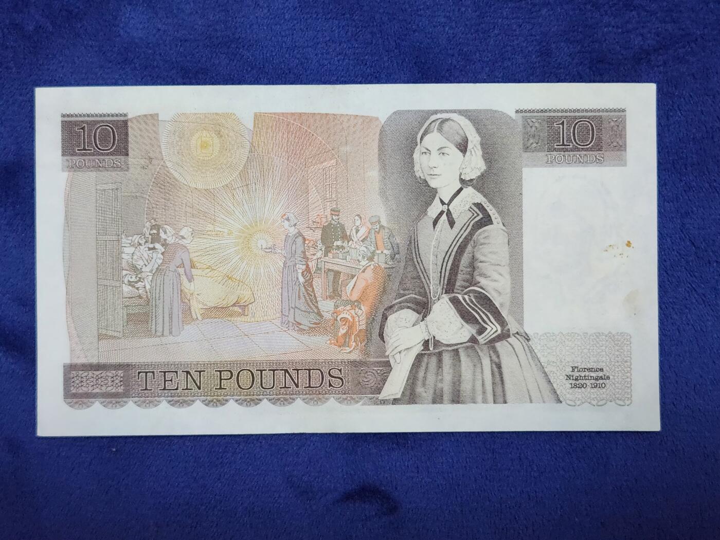 3月29号晚上8点 外国纸币自动截拍第48场 极美品票面有脏