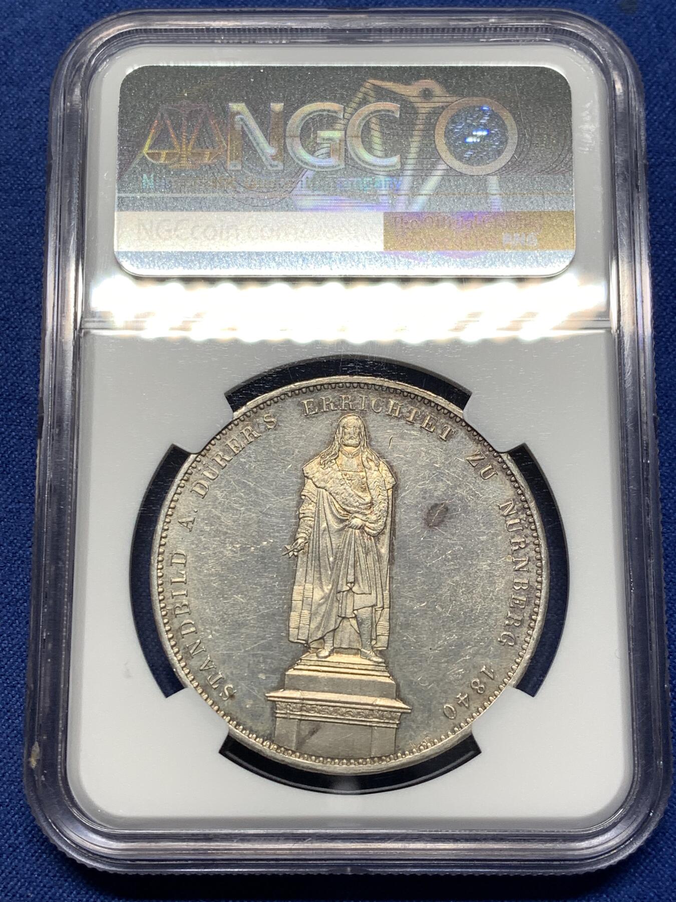 《竞宝斋》第476场 周日，周一 2场连拍 （全场包邮）欢迎送拍 NGC MS62 德意志巴伐利亚王国1840年2泰勒 37克的大银币 正面路德维希一世侧像 背面阿尔布雷希特·丢勒雕像 历史泰勒中的少见品种 季军分